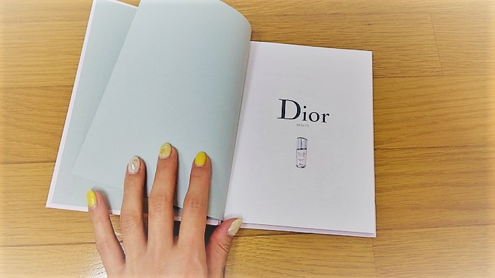 Diorノート表紙めくると…