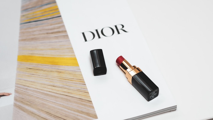 Diorのアイテムをお得に購入する方法