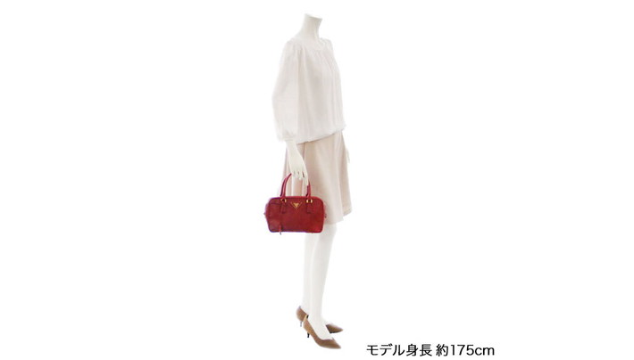 デート赤スクエアバッグ3