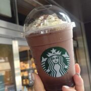 【スタバ新作】チョコレート ティー ケーキ フラペチーノが予告なしに登場！